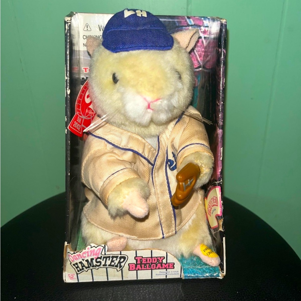 Vintage singing dancing hamster 7”